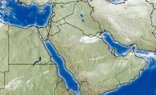 رؤية غير جيدة بسبب الاتربة والغبار على الاجزاء الداخلية من جنوب المملكة 