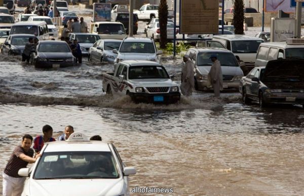 28 رخصة بناء بـ"وادي قوس" تدين "أمين سابق" بجدة