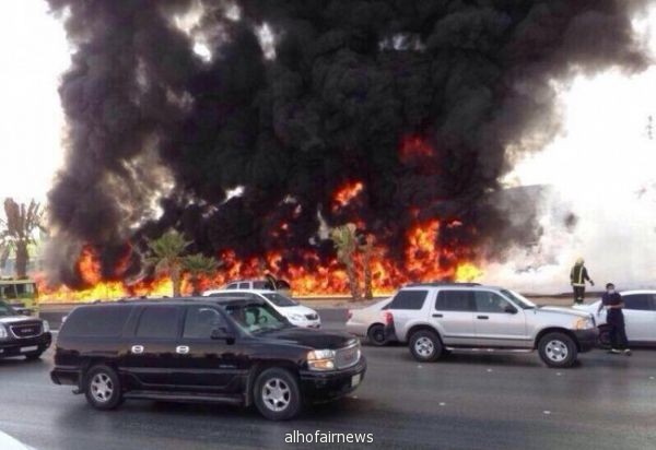 حادث تصادم يتسبب بحريق في الرياض