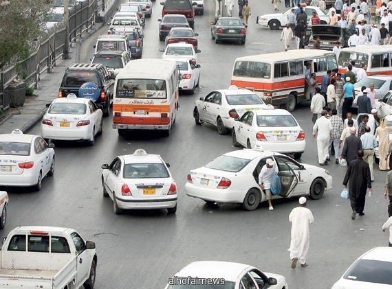  ملاحقة مزوري سيارات الأجرة بتهمة النصب والاحتيال 