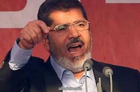 مصر:حلمي : محاكمة مرسي "باطلة" والقضية سياسية