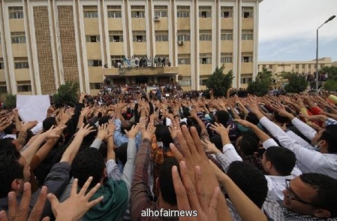 مصر:مجلس الجامعة: بدء الدراسة والتسكين بالأزهر السبت المقبل