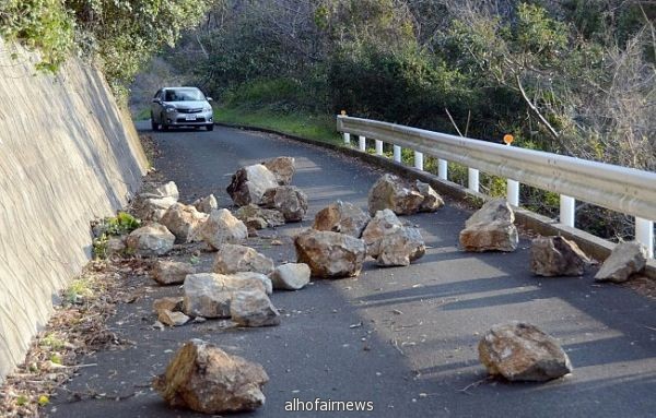 إصابة 14 شخصاً جراء زلزال ضرب غرب اليابان