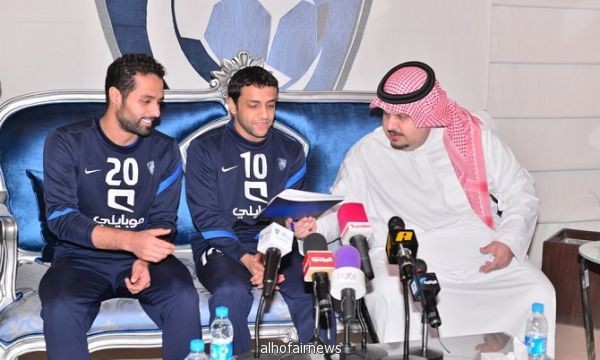 الهلال يجدد مع ياسر والشلهوب