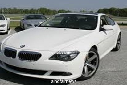 «التربية» تمنح مركبات «BMW» لمعلماتها ومعلميها المميزين 