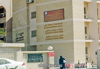 للمرة الأولى.. "طالبة جامعية" تترافع عن موكليها بمحكمة الخبر