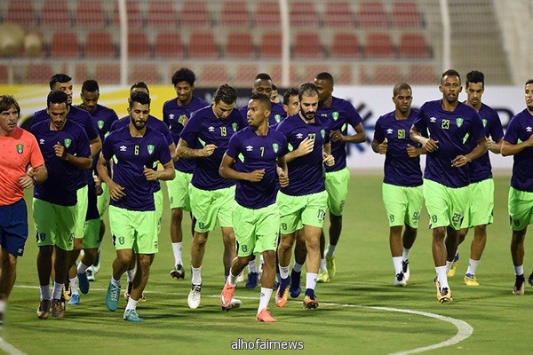 الأهلي في مهمة صعبة أمام بيروزي الإيراني