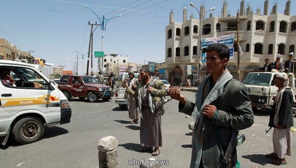 بانتشار عسكري في صنعاء.. هكذا ضرب "الحوثي" اتفاق التهدئة الهش مع "صالح"