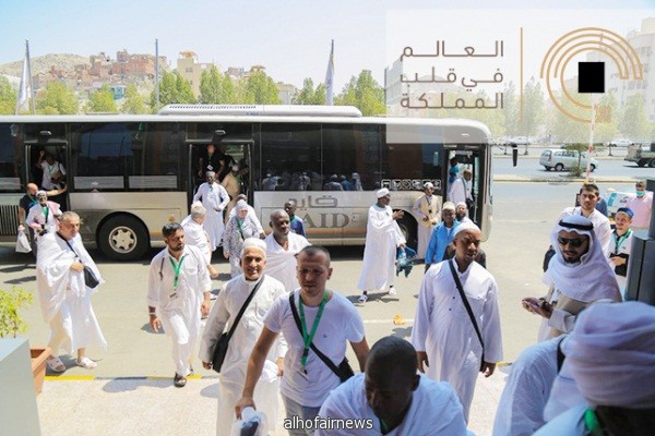 حجاج أسر شهداء فلسطين: استضافة خادم الحرمين أزالت أوجاعنا