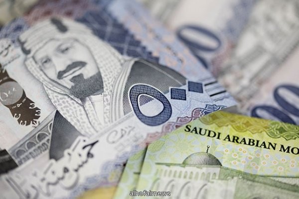 البنوك السعودية ترفع استثماراتها في سندات الخزينة بـ42.2 مليار ريال