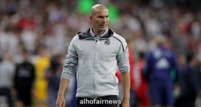 جماهير ريال مدريد تطالب بطرد زيدان عقب الهزيمة الفاضحة