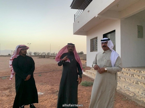 رجل الأعمال "السلماني" يزور "تنمية الحفير"