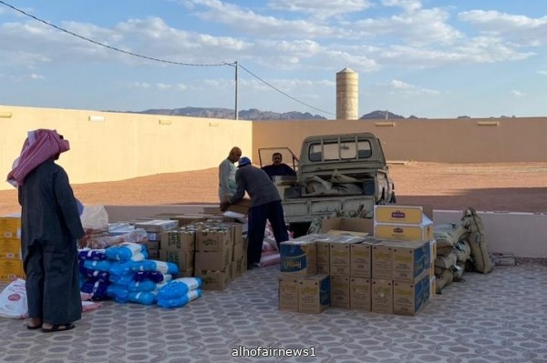 فرع جمعية الحفير الخيرية بالصبيحية يوزع سلال غذائية رمضانية على المستفيدين