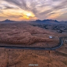 معاناة أهالي الحفير من قواعد اللوحات الإرشادية المهملة على طريق حائل – الحفير